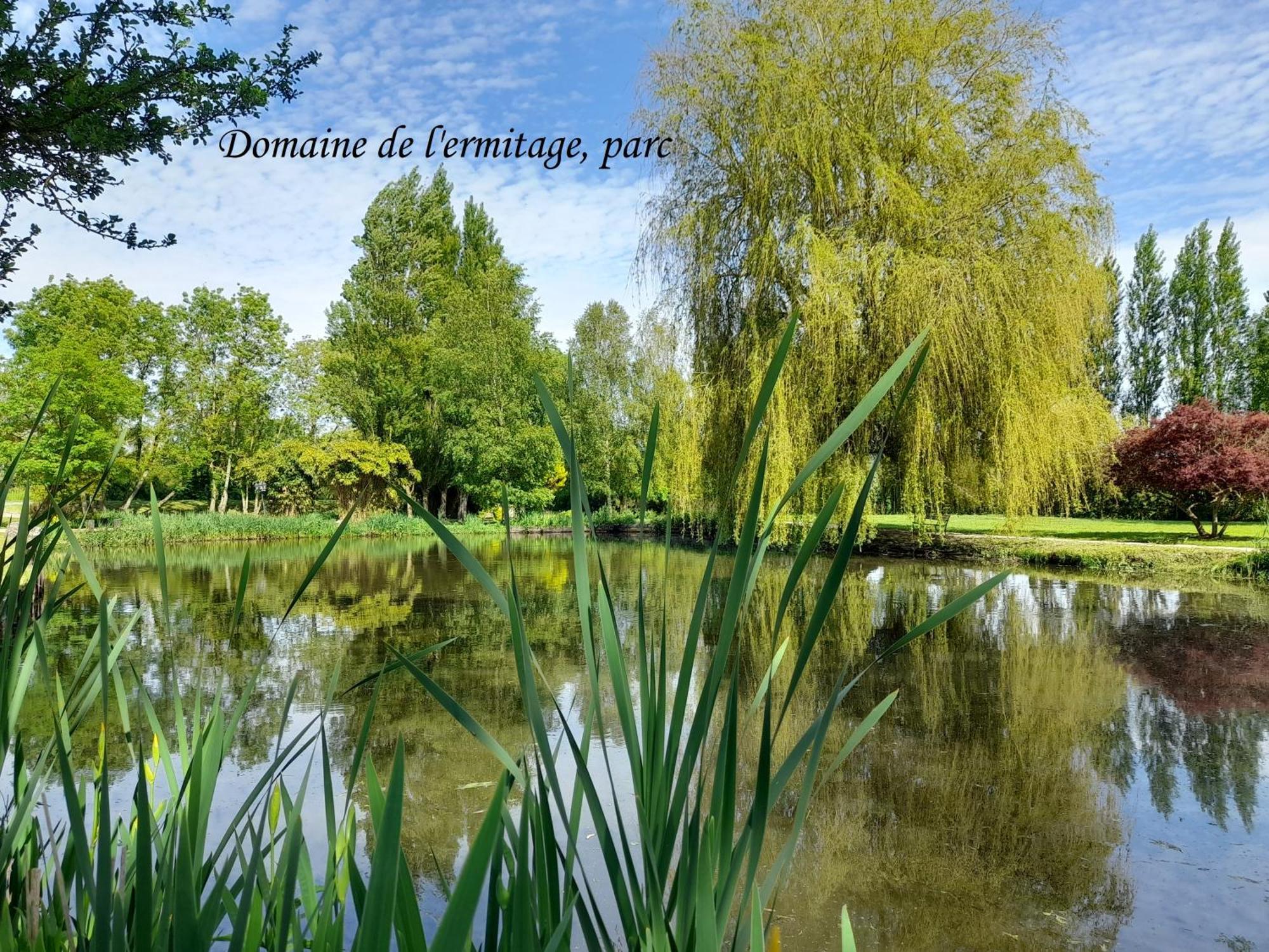 ルー Domaine De L'Ermitageヴィラ エクステリア 写真